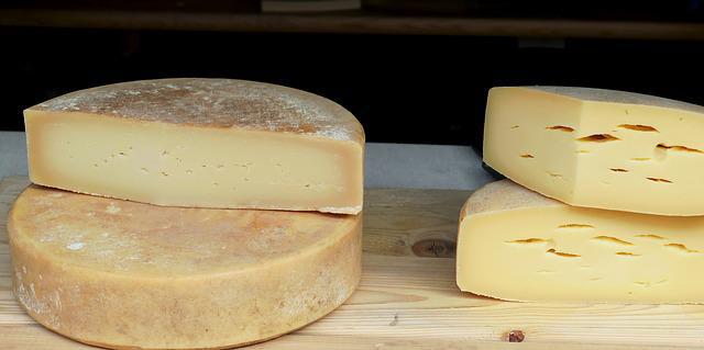 calorias queso curado