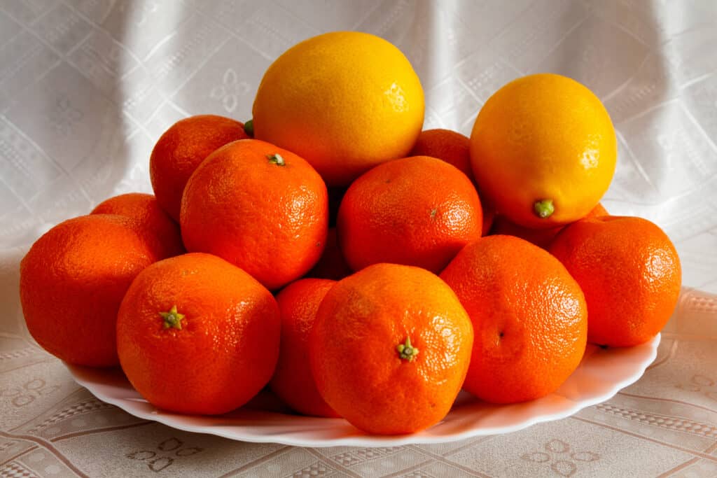 que vitaminas tiene la mandarina