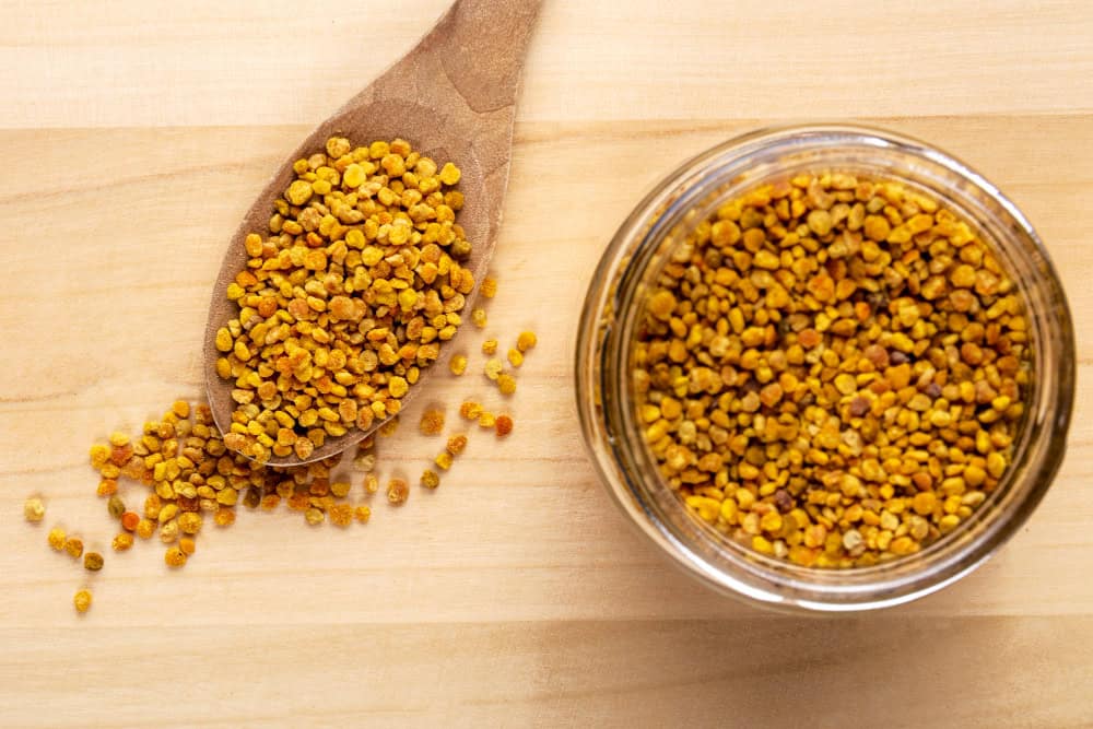 beneficios del polen de abeja en la mujer