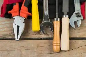 herramientas bricolaje basicas casa